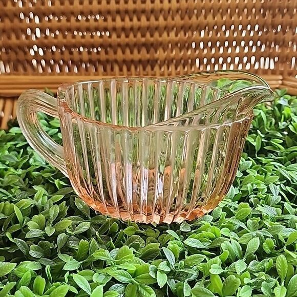 Vintage Queen Ann Depression Glass Creamer - Picture 5 of 11